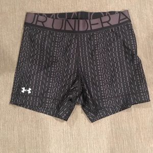 Under armour women’s work out shorts